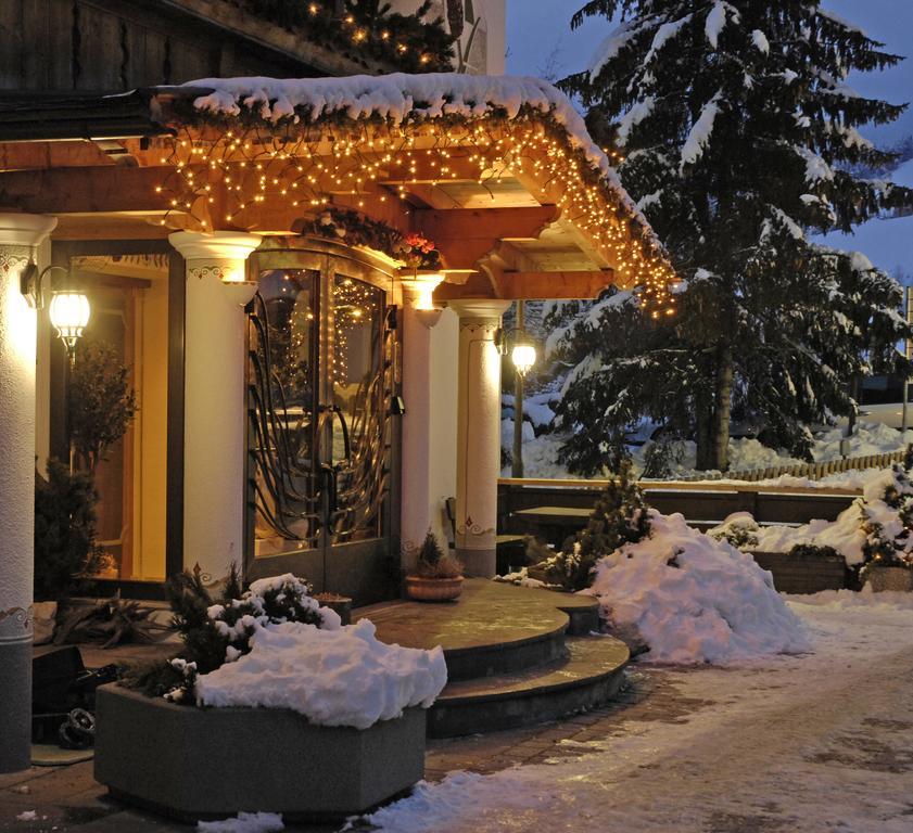 Hotel Brunella San Vigilio Di Marebbe Bagian luar foto