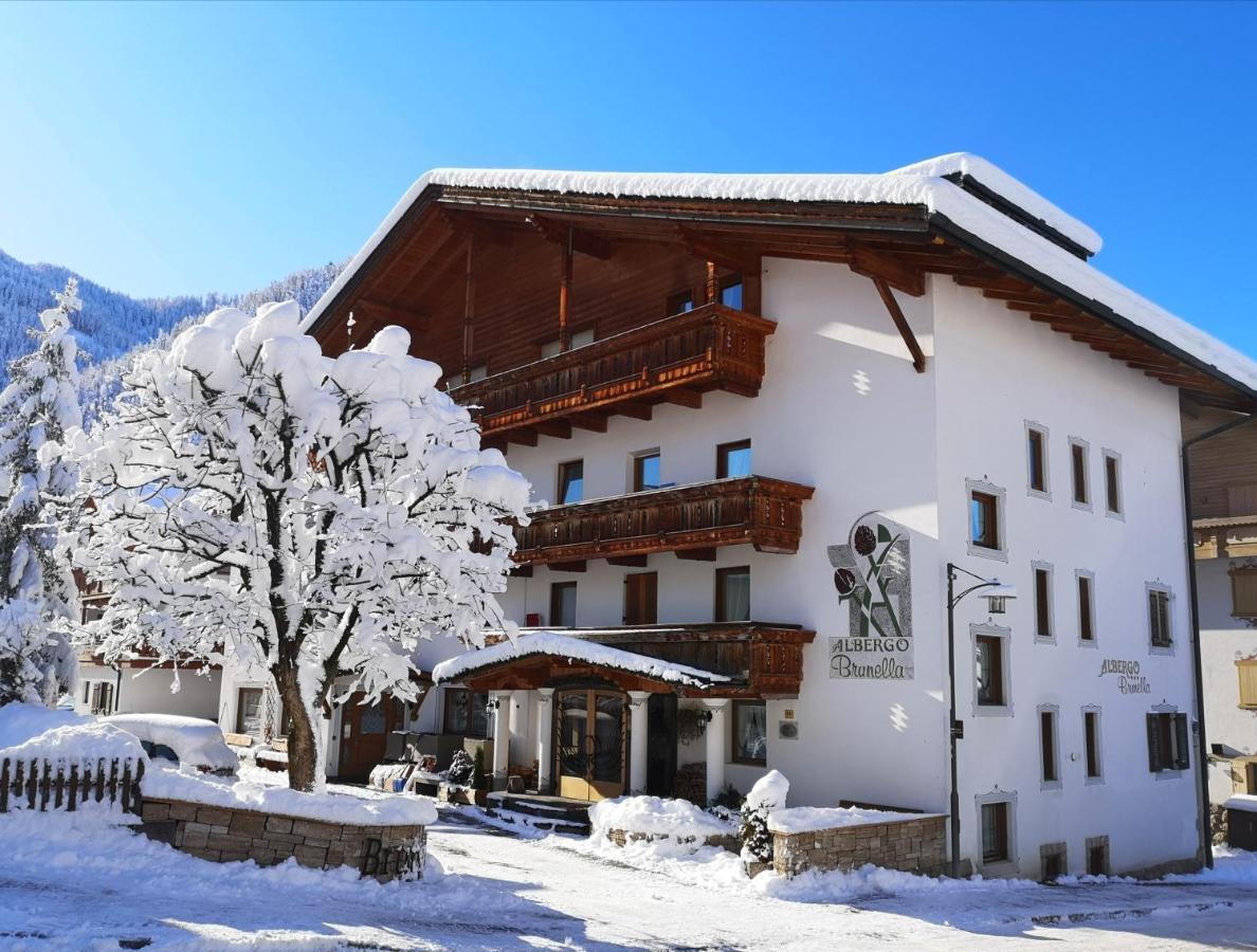 Hotel Brunella San Vigilio Di Marebbe Bagian luar foto